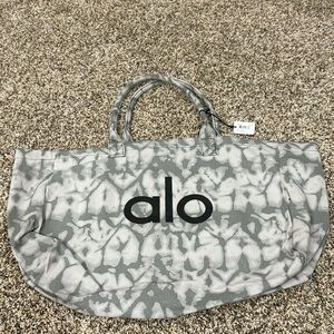 Alo tote.